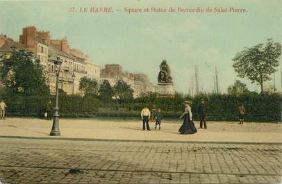 CPA FRANCE 76 "Le Havre, square et statue de Bernardin de Saint Pierre"