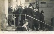 75 Pari CPA FRANCE 75 PARIS - Résistance POMPIER ANTICLÉRICAL