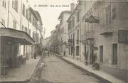 83 Var CPA FRANCE 83 "Fréjus, rue de la liberté"