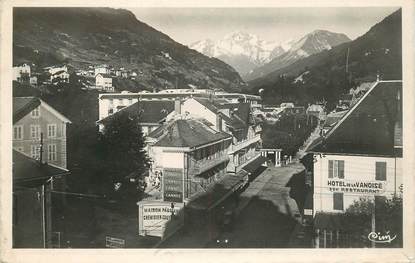 CPA FRANCE 73 "Brides les Bains, rue Centrale"