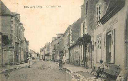 CPA FRANCE 18  "Léré, la grande rue "