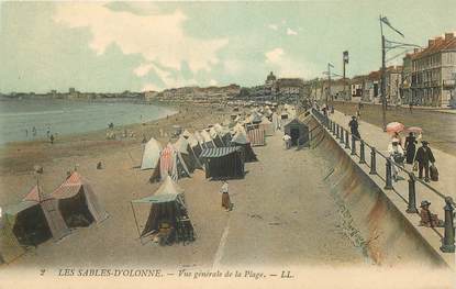 CPA FRANCE 85 "Sables d'Olonne, la vue générale de la plage"