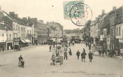 CPA FRANCE 61 "Trun, Grande rue et Place"