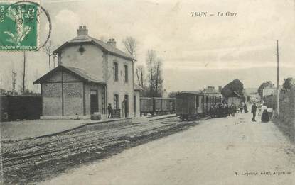 CPA FRANCE 61 "Trun, la Gare" / TRAIN