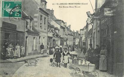 CPA FRANCE 18 "Saint Amand Montrond, rue entre deux villes, les laitières"