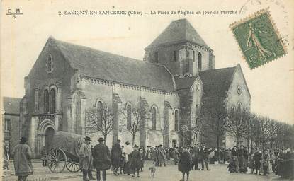 CPA FRANCE 18 "Savigny en Sancerre, la Place de l'Eglise un jour de Marché"