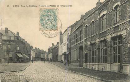 CPA FRANCE 62 "Lens, la rue du Chateau"