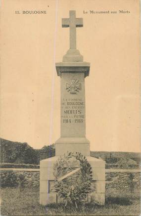 CPA FRANCE 62 "Boulogne sur Mer, monument aux morts"