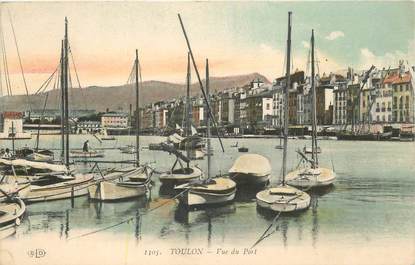 CPA FRANCE 83 "Toulon, vue du port"