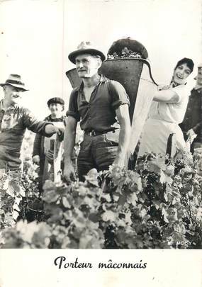 CPSM FRANCE 71 "Porteur Mâconnais pendant les Vendanges"