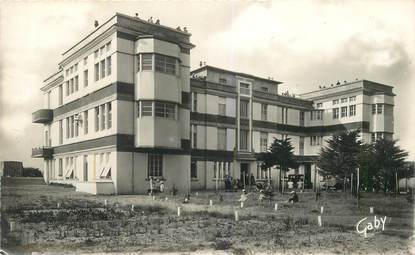 CPSM FRANCE 85 "Ile de Noirmoutier, Maison ND de Bon Secours"