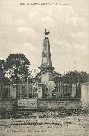 CPA FRANCE 88 "Darney, le monument aux morts"