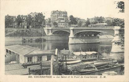 CPA FRANCE 92 "Courbevoie" / BATELLERIE