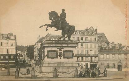 CPA FRANCE 76 "Rouen, statue de Napoléon" / COLLECTION DES NOUVELLES GALERIES