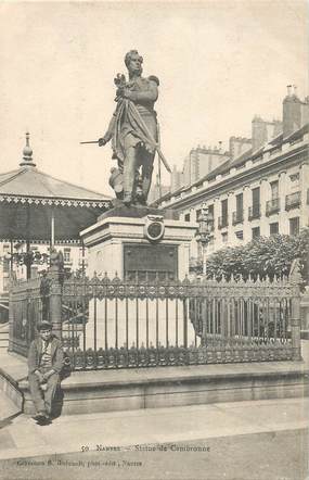 CPA FRANCE 44 "Nantes, Statue de Cambronne" / COLLECTION R. GUENAULT