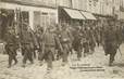 CPA FRANCE 80 "Amiens, troupes françaises à la poursuite des allemands"