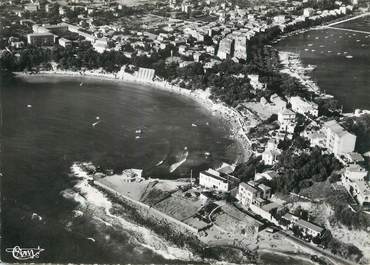 / CPSM FRANCE 83 "Bandol, vue aérienne sur la plage Renecros"