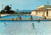 / CPSM FRANCE 83 "Le Luc en provence, la belle piscine"