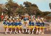 CPSM FRANCE 06 "Cannes, Majorettes devant les jardins sur la Croisette"