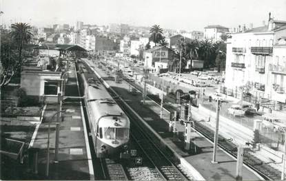 PHOTO FRANCE 06 "Cannes, 1970, la gare partie non couverte"