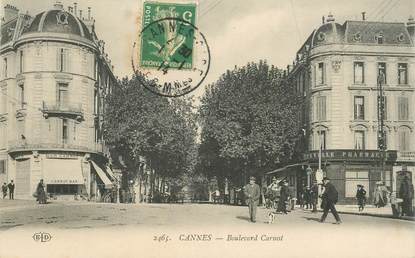CPA FRANCE 06 "Cannes, le Bld Carnot"