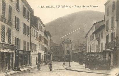 CPA FRANCE 69 "Beaujeu, place de la Mairie"