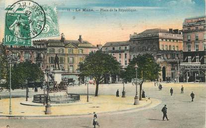 / CPA FRANCE 72 "Le Mans, place de la république"