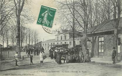 / CPA FRANCE 72 "Sablé sur Sarthe, la gare" / TRAIN