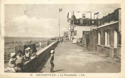 / CPA FRANCE 50 "Coutainville, la promenade"