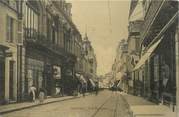 18 Cher CPA FRANCE 18 "Bourges, rue Moyenne" / Carte toilée