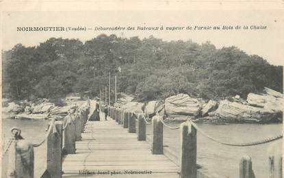 CPA FRANCE 85 'Ile de Noirmoutier, débarcadère des bateaux à vapeur de Pornic"