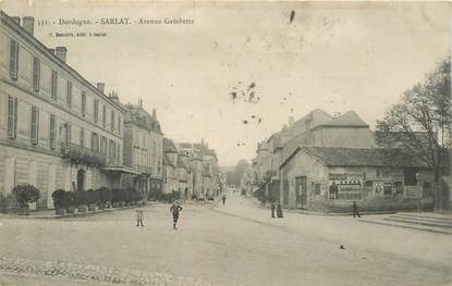 CPA FRANCE 24 "Sarlat, avenue Gambetta"