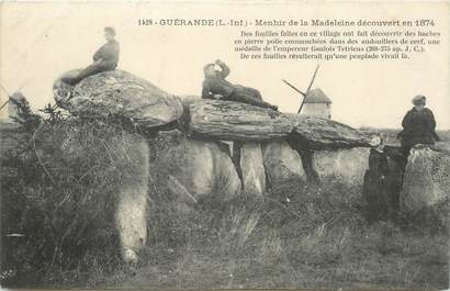 CPA FRANCE 44 "Guérande" / FOLKLORE / MENHIR