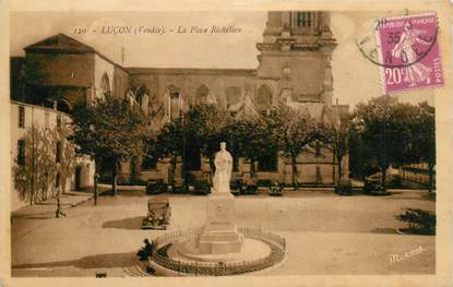 CPA FRANCE 85 "Luçon, la Place Richelieu"