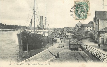 / CPA FRANCE 64 "Bayonne, le quai de Lesseps" / BATEAU