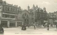 64 PyrÉnÉe Atlantique / CPA FRANCE 64 "Biarritz, place de la liberté et gare"