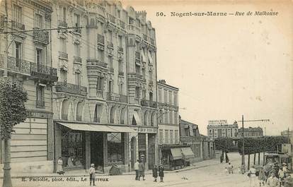 CPA FRANCE 94 "Nogent sur Marne, rue de Mulhouse"