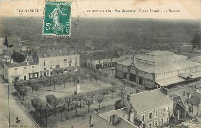 CPA FRANCE 85 "La Roche sur Yon, Place Travot, le marché"