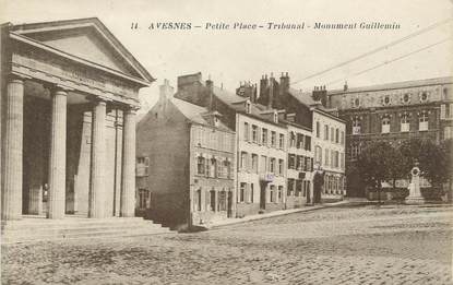 / CPA FRANCE 59 "Avesnes, petite place, tribunal, monument Guillemin"