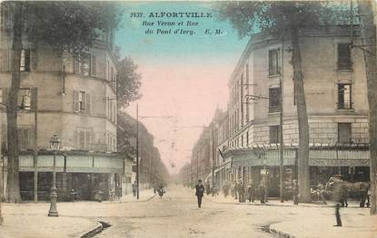 CPA FRANCE 94 "Alfortville, Rue Véron et rue du Pont d'Ivry"