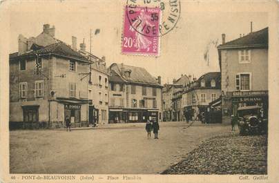 CPA FRANCE 38 "Pont de Beauvoisin, Place Flandrin"