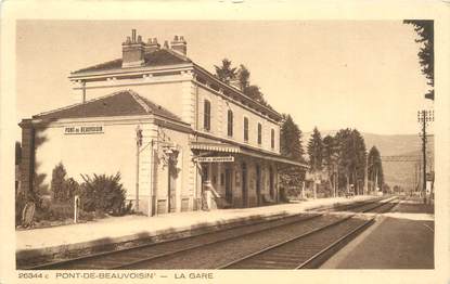 CPA FRANCE 38 "Pont de Beauvoisin, la Gare"