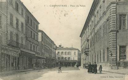 CPA FRANCE 84 "Carpentras, Place du Palais"