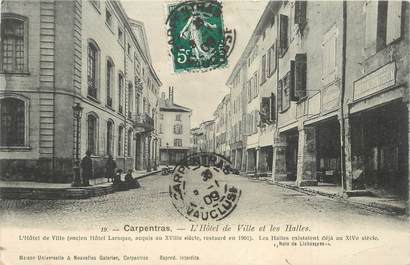 CPA FRANCE 84 "Carpentras, Hotel de ville"