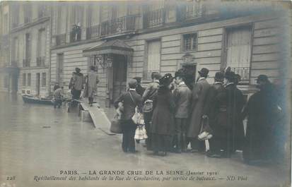 CPA FRANCE 75007 "Paris, la Grande crue de la Seine, 1910, rue de Constantine"