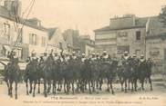 75 Pari CPA FRANCE 75018 "Paris, 1906, Montmartre, Peloton du 8e cuirassiers"