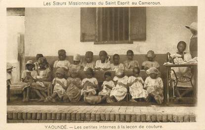 CPA CAMEROUN "Yaoundé, Les Petits internes à la leçon de couture, Soeurs missionnaires du Saint Esprit"