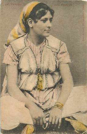 CPA JUDAICA "Femme Juive tunisienne"