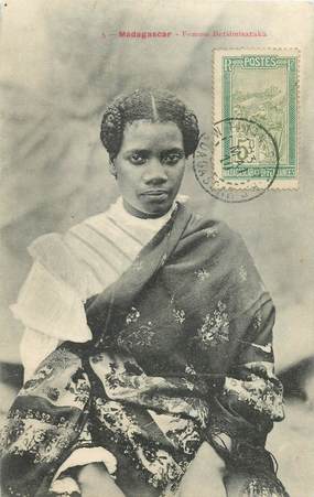 CPA MADAGASCAR "Femme Betsimisaraka"
