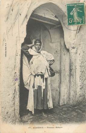 CPA ALGERIE "Femme Kabyle"